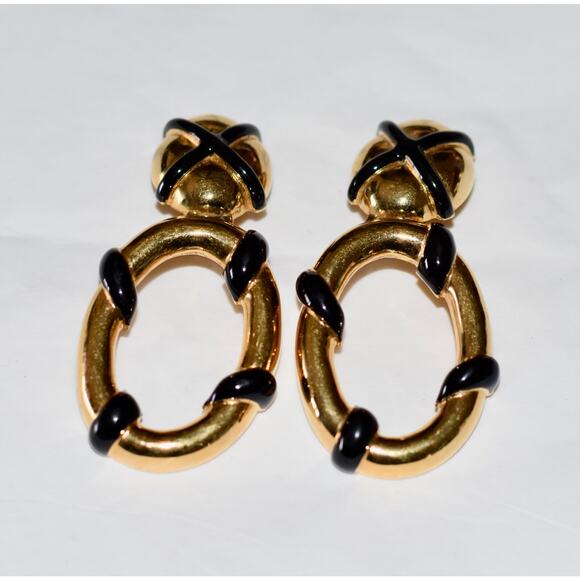 St. John Designer Logo Black & Gold Enamel Clip Earrings 1.25" - Picture 1 of 7